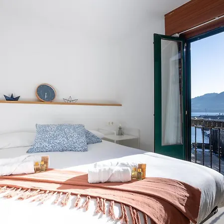 Apartment Old Port